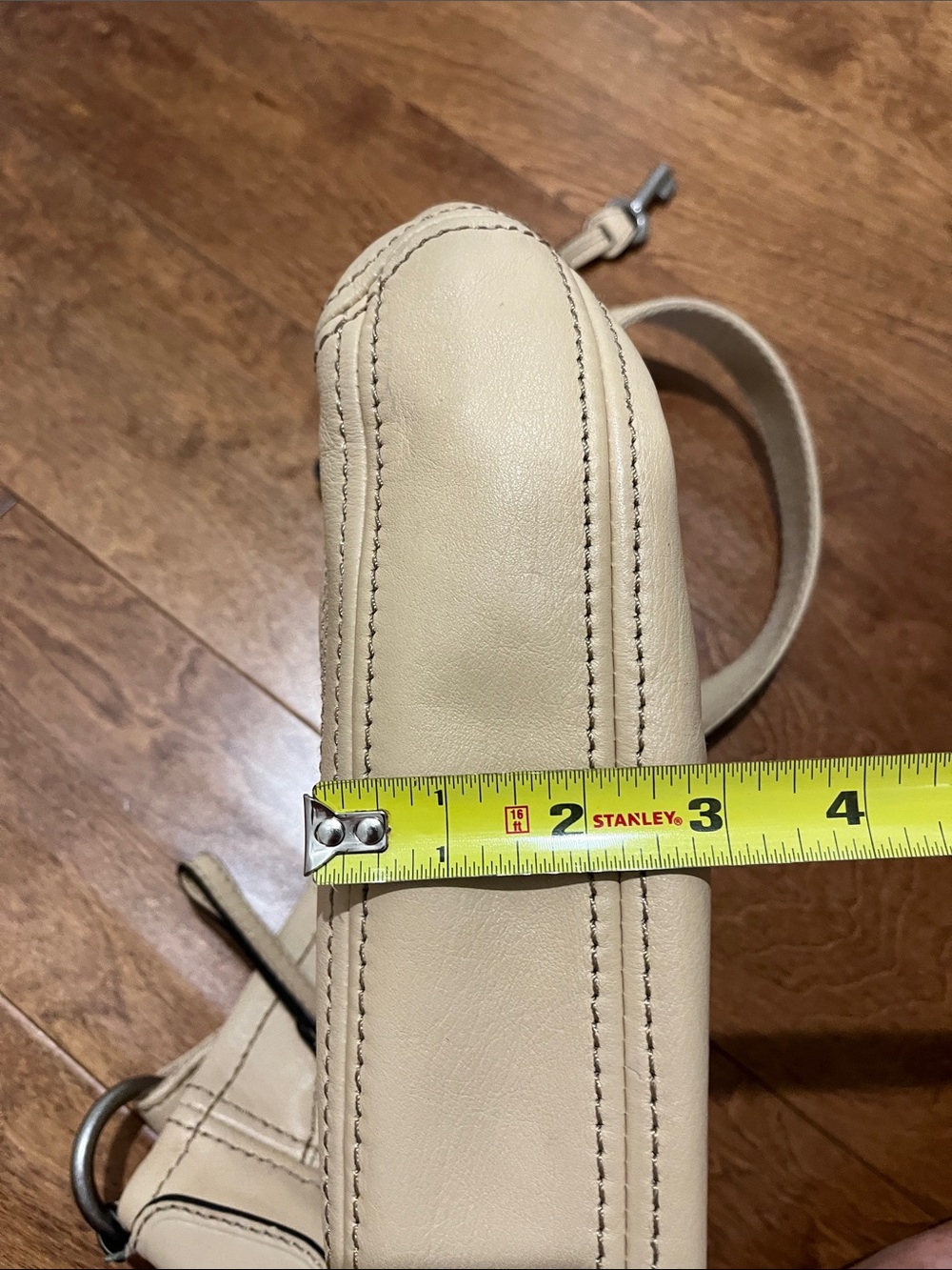 FOSSIL tan leather purse - Picture 12 of 12